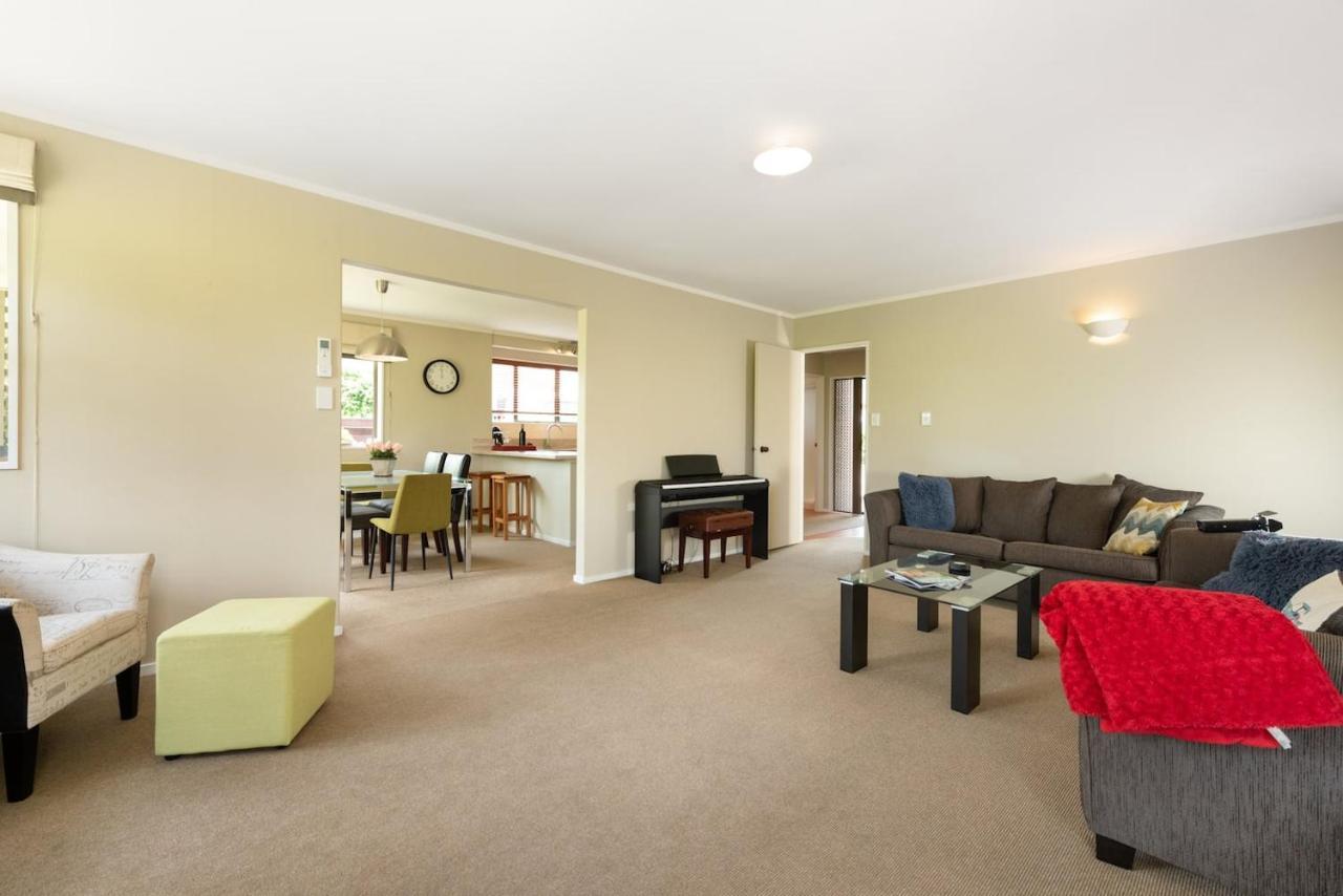 Golfers Delight In Quiet Cul De Sac Villa Mount Maunganui Exterior photo