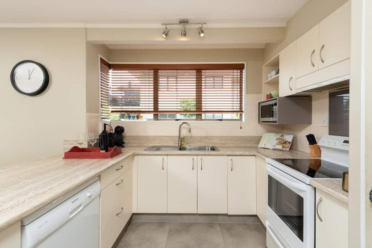Golfers Delight In Quiet Cul De Sac Villa Mount Maunganui Exterior photo