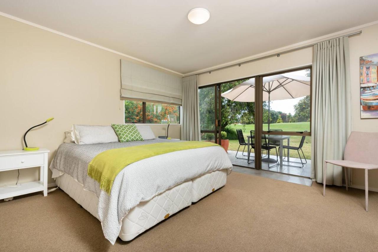 Golfers Delight In Quiet Cul De Sac Villa Mount Maunganui Exterior photo